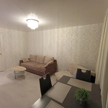 New Comfortable In Center * Narva
