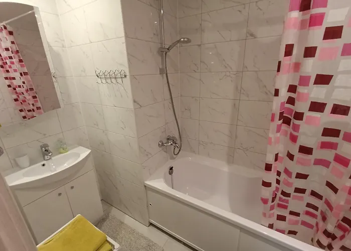 In The Center * Narva